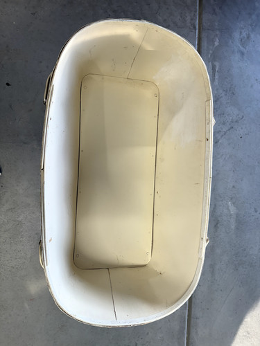 Vtg baby bassinet - bassinet, woven